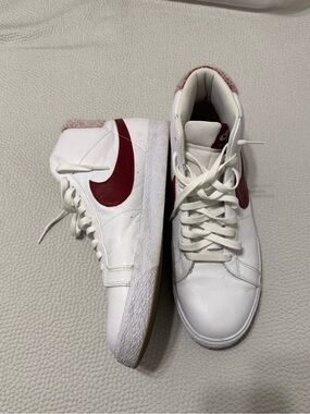 Nike Men’s White Leather High-Top Sneakers with Red Swoosh